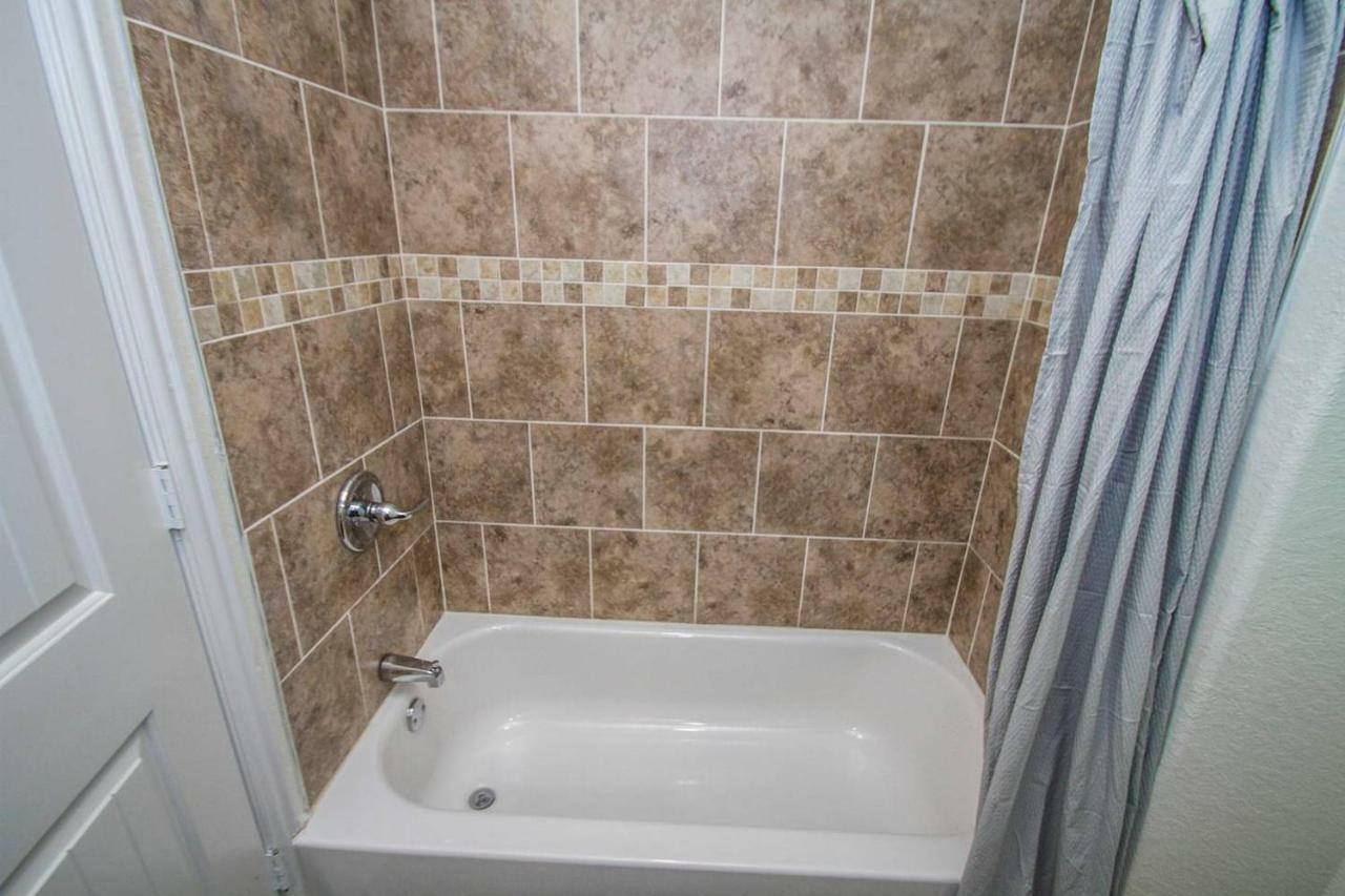 Hays St Cozy Remodeled 2Br/2Ba House Sleeps 8 Apartment San Antonio Exterior foto