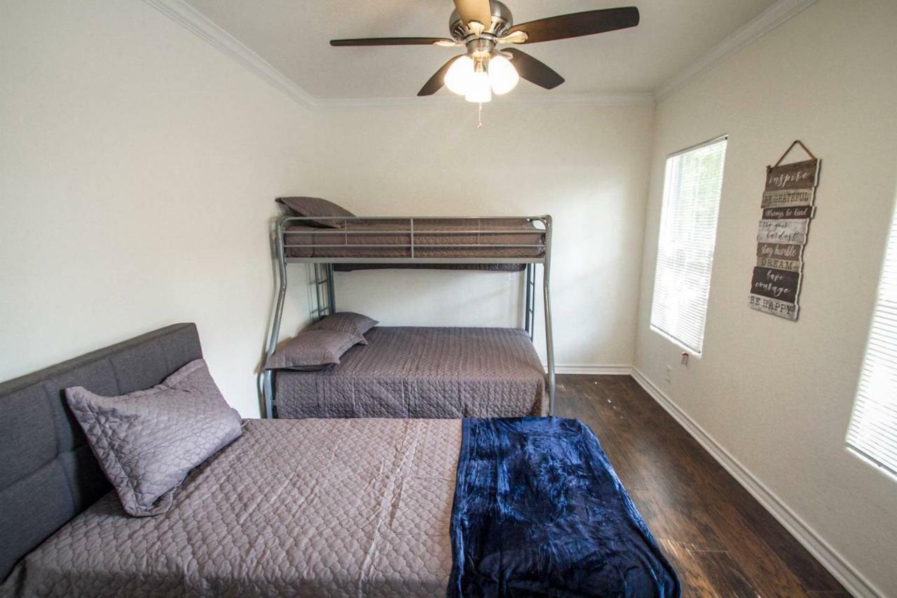 Hays St Cozy Remodeled 2Br/2Ba House Sleeps 8 Apartment San Antonio Exterior foto